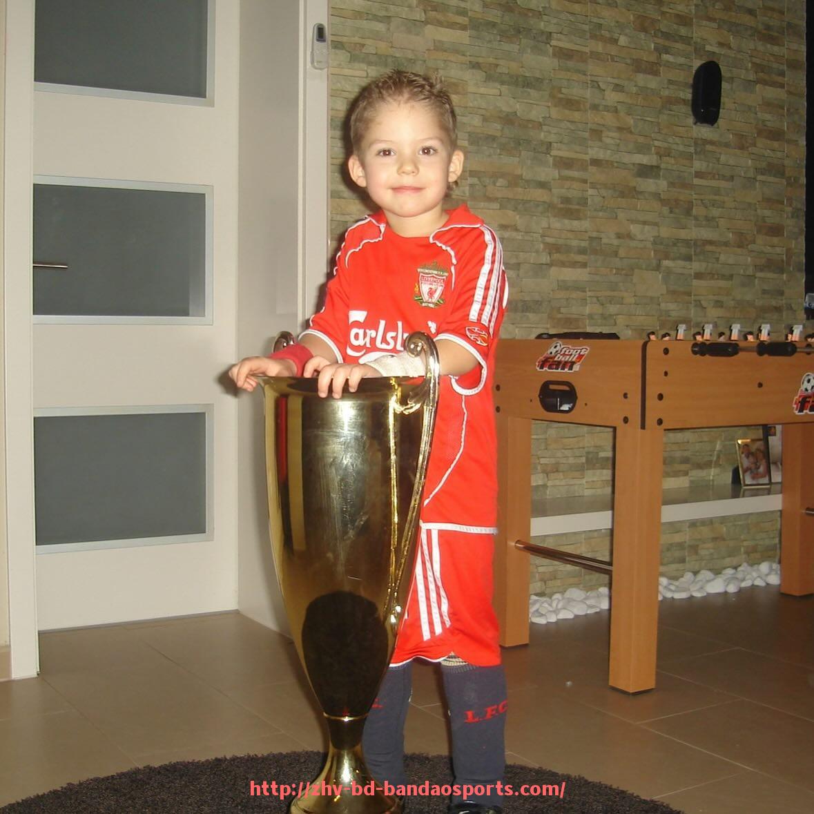 半岛体育-火箭队近期比赛录像大全及精彩瞬间回顾