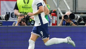 半岛体育-2024意甲球队降薪政策盘点及其影响分析