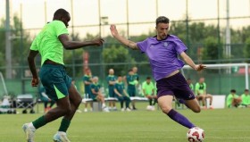 半岛体育-法甲2024年赛季俱乐部排名：各大俱乐部的赛季表现排名与分析