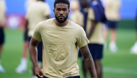 半岛体育-英超俱乐部最新球员名单及转会动态